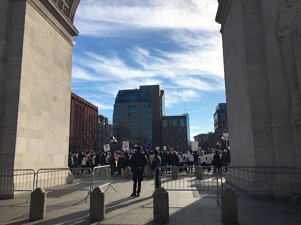 washington-square-park-police-officer-arch-general-strike-rally-3